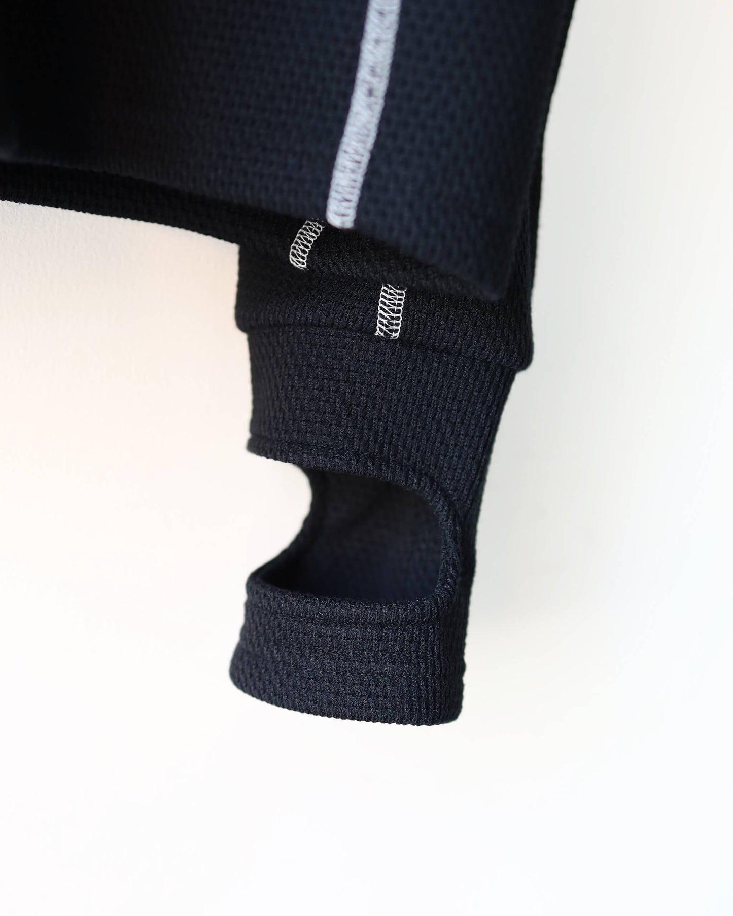 Zip Up Top Thermal Hi-Vis "Black"