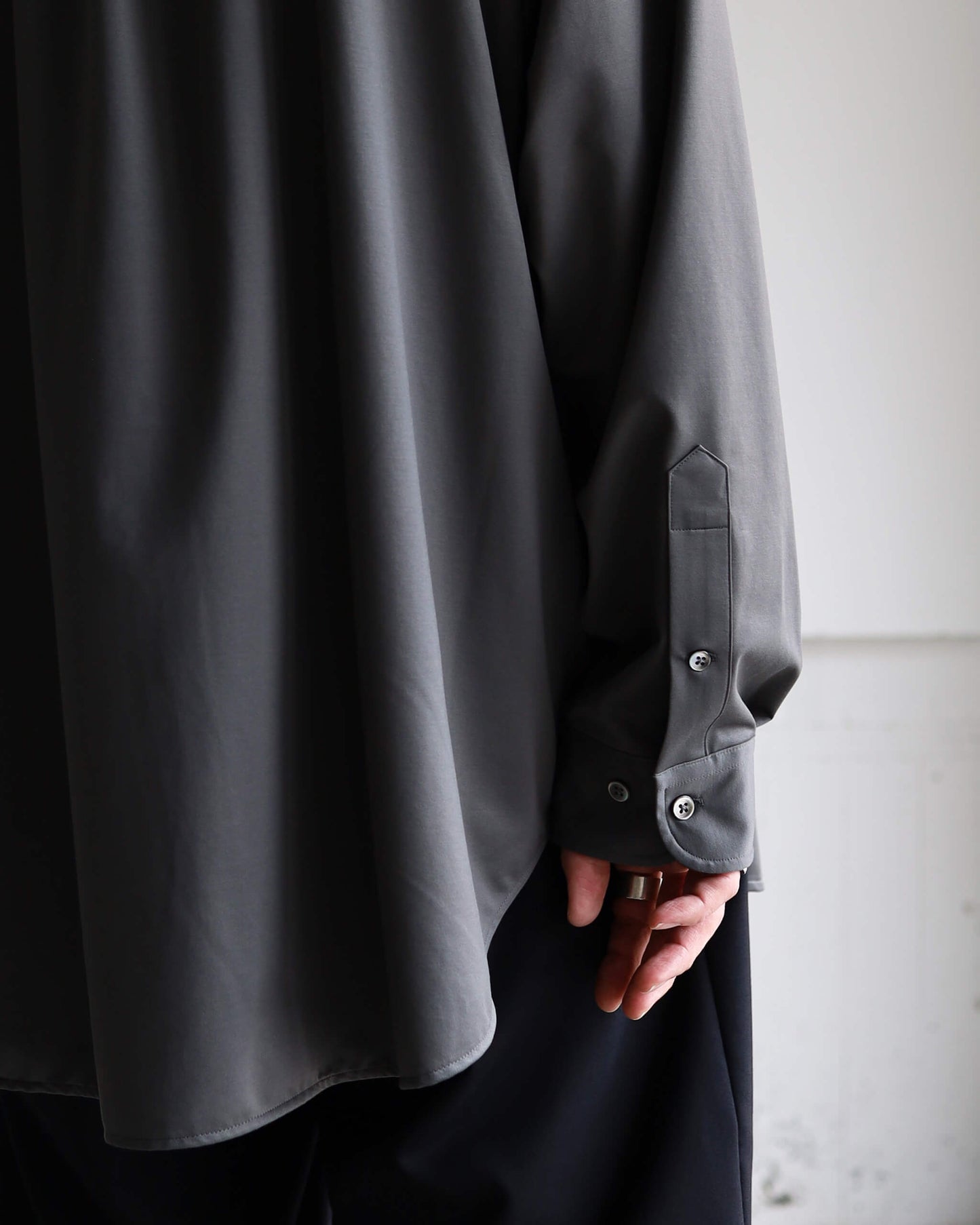 46G Atmosphere Shirt "CHARCOAL"