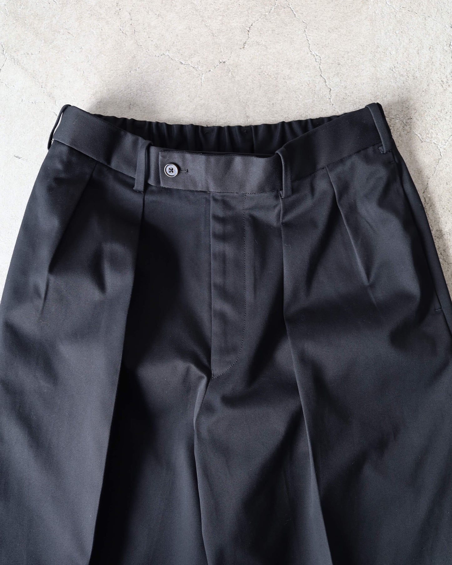 DOUBLE PLEATED TROUSERS ORGANIC COTTON 30/2 TWILL "BLACK"
