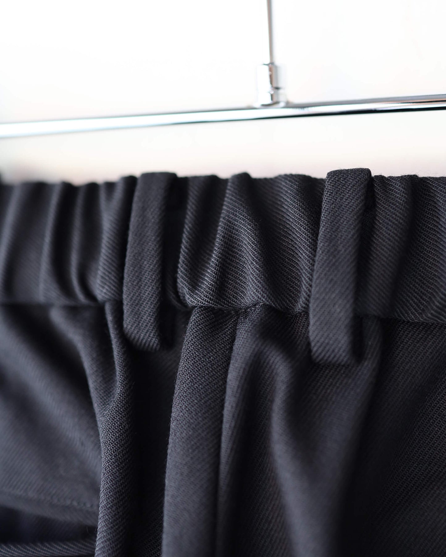 FLAT TAPERED TROUSERS ORGANIC WOOL SURVIVAL CLOTH®︎ "BLACK"