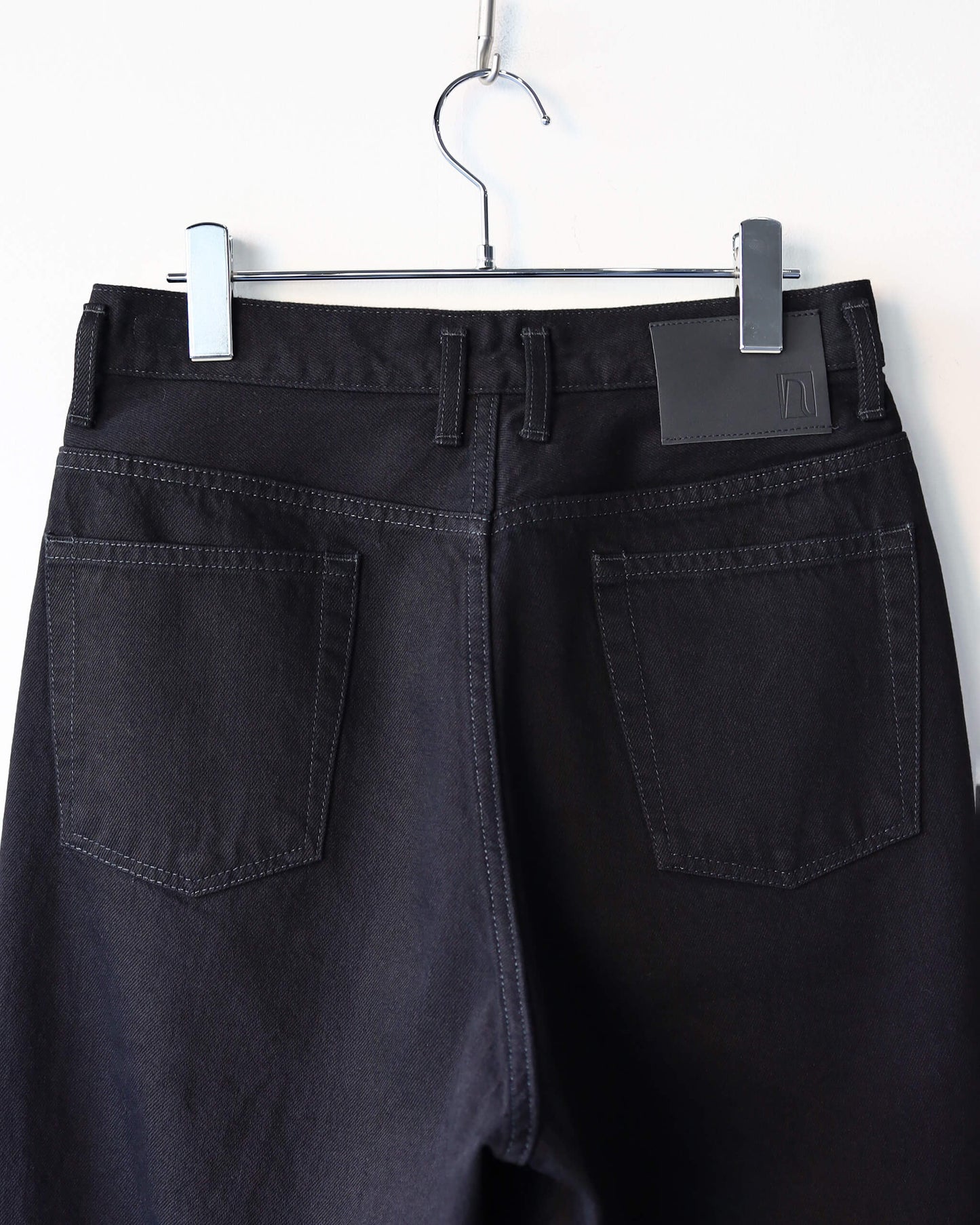 ONE WASH BLACK DENIM ASHLEY JEANS "BLACK"