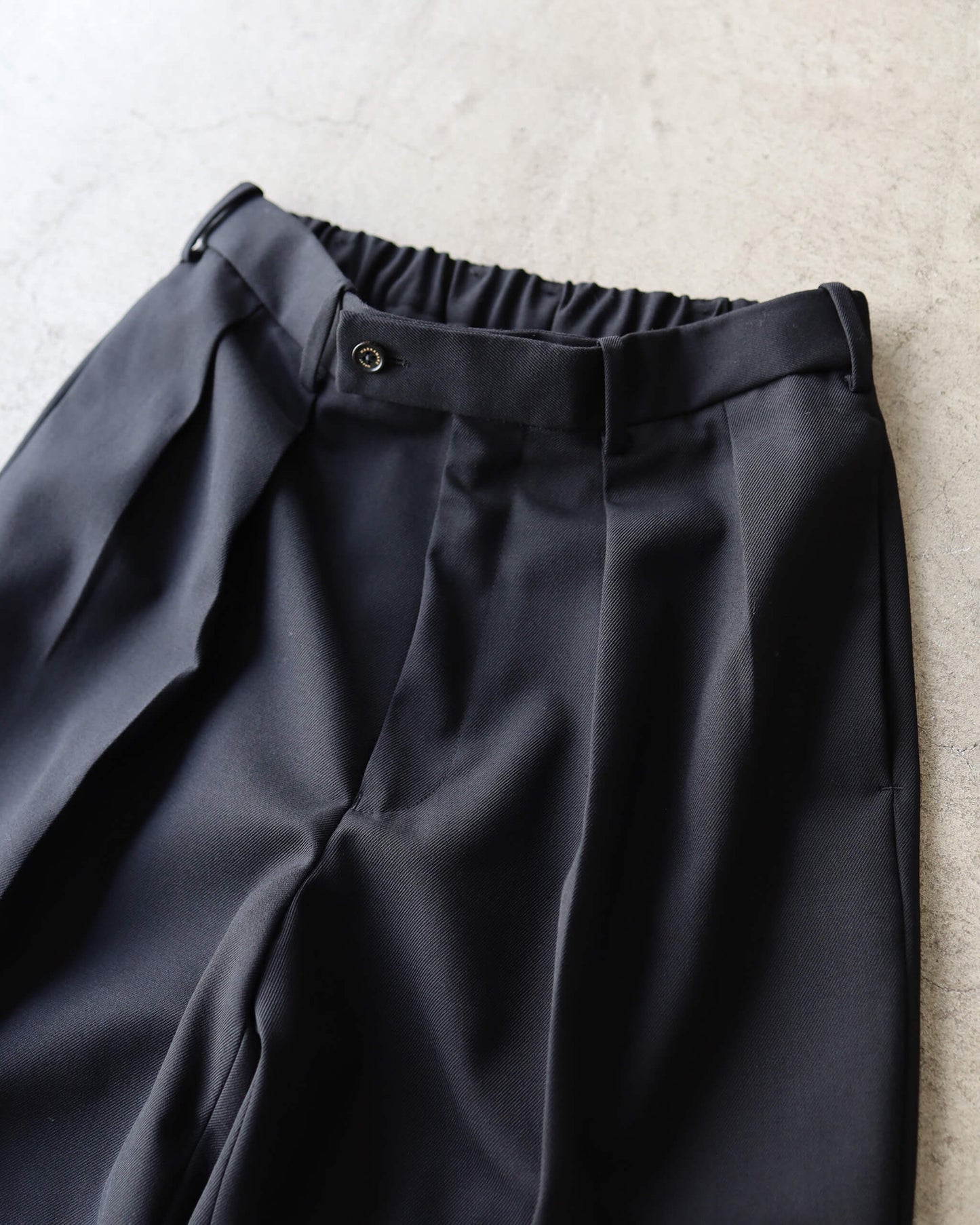 DOUBLE PLEATED TROUSERS ORGANIC WOOL SURVIVAL CLOTH "BLACK"