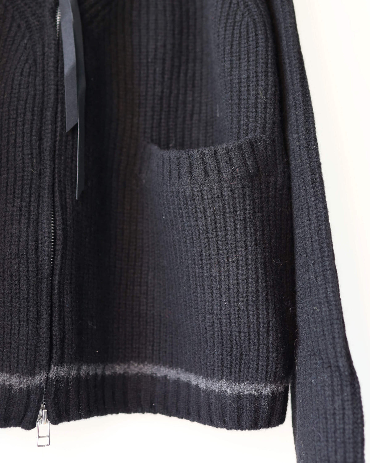 CABLE KNIT CARDIGAN "Bk"
