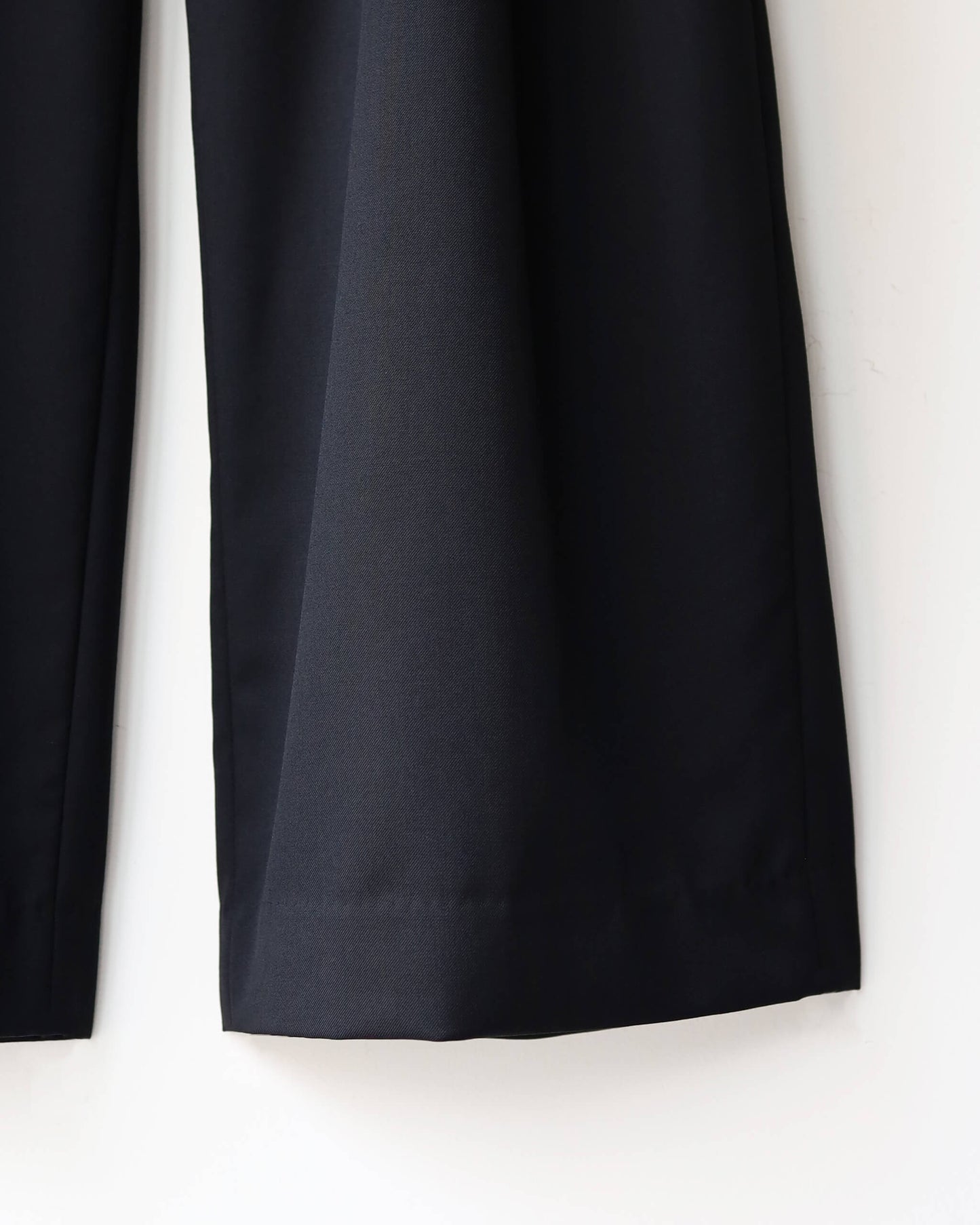 WOOL GABARDINE 3PLEAT WIDE SLACKS "BLACK"