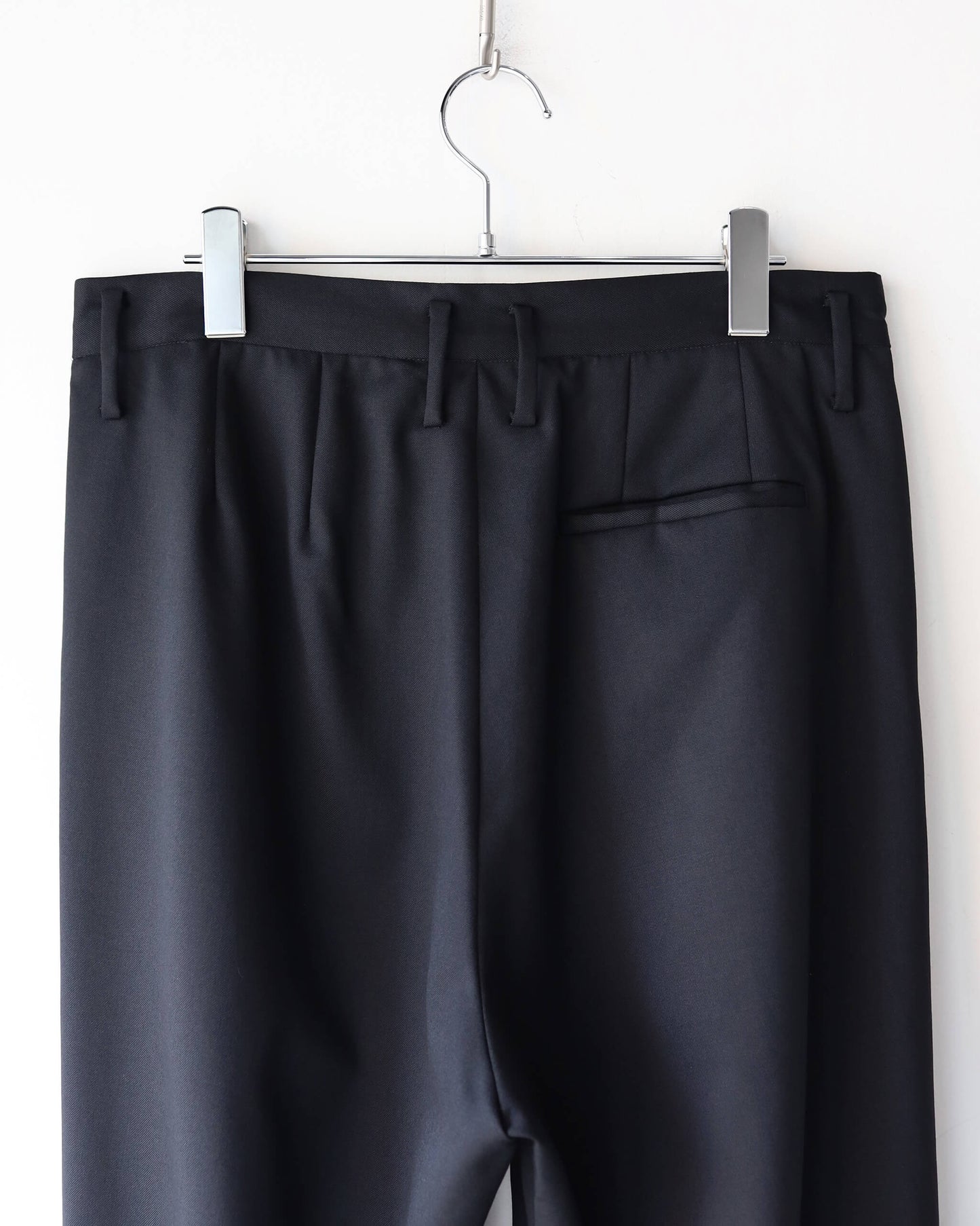 WOOL GABARDINE 3PLEAT WIDE SLACKS "BLACK"