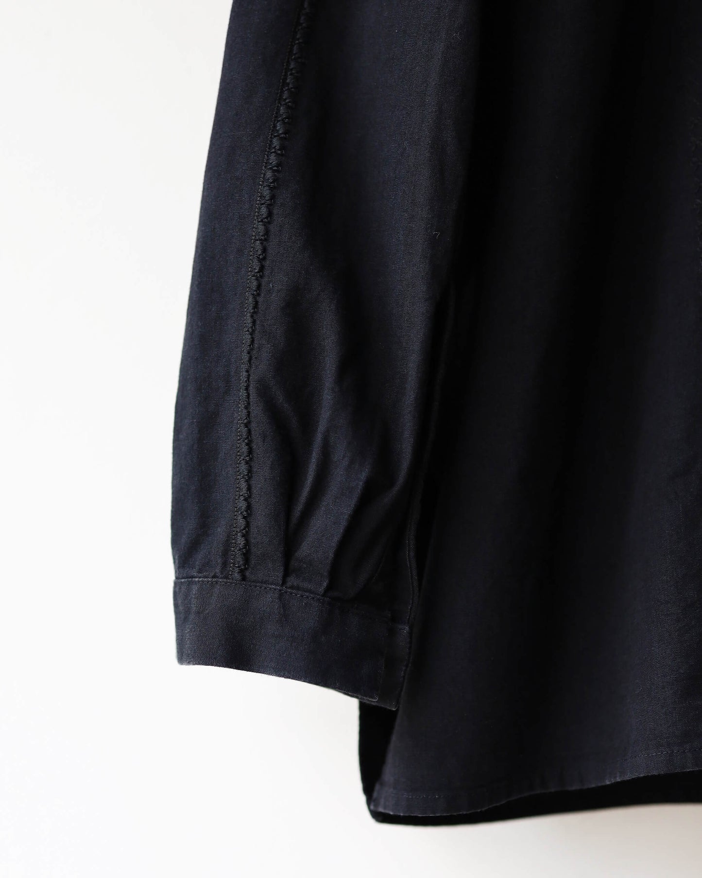 COTTON CHAMBRAY EMBROIDERY SKIPPER SHIRT "BLACK"