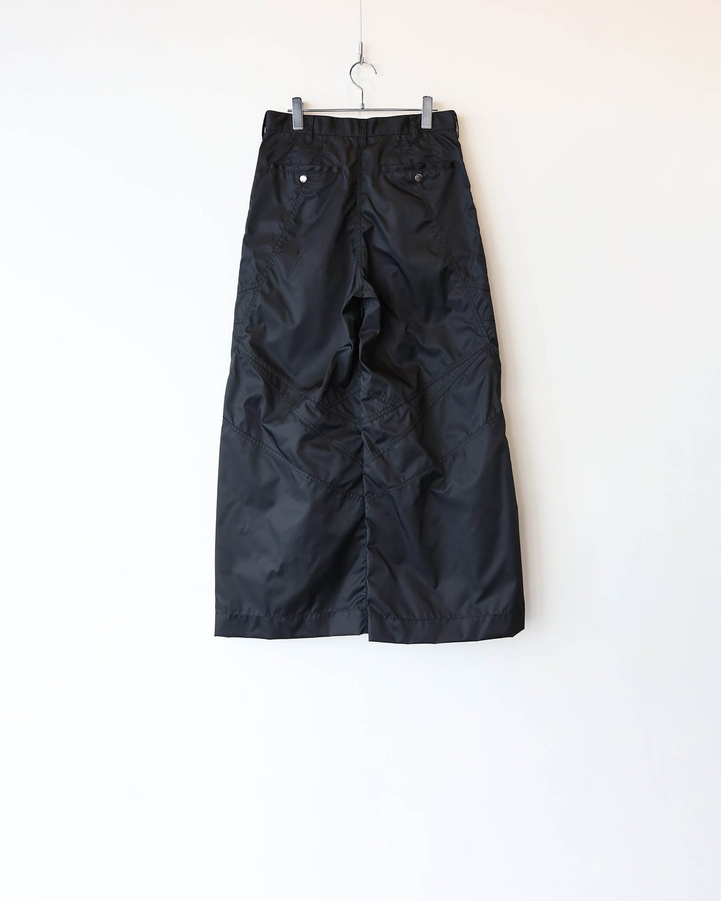 NYLON TRACK PANTS "Bk"