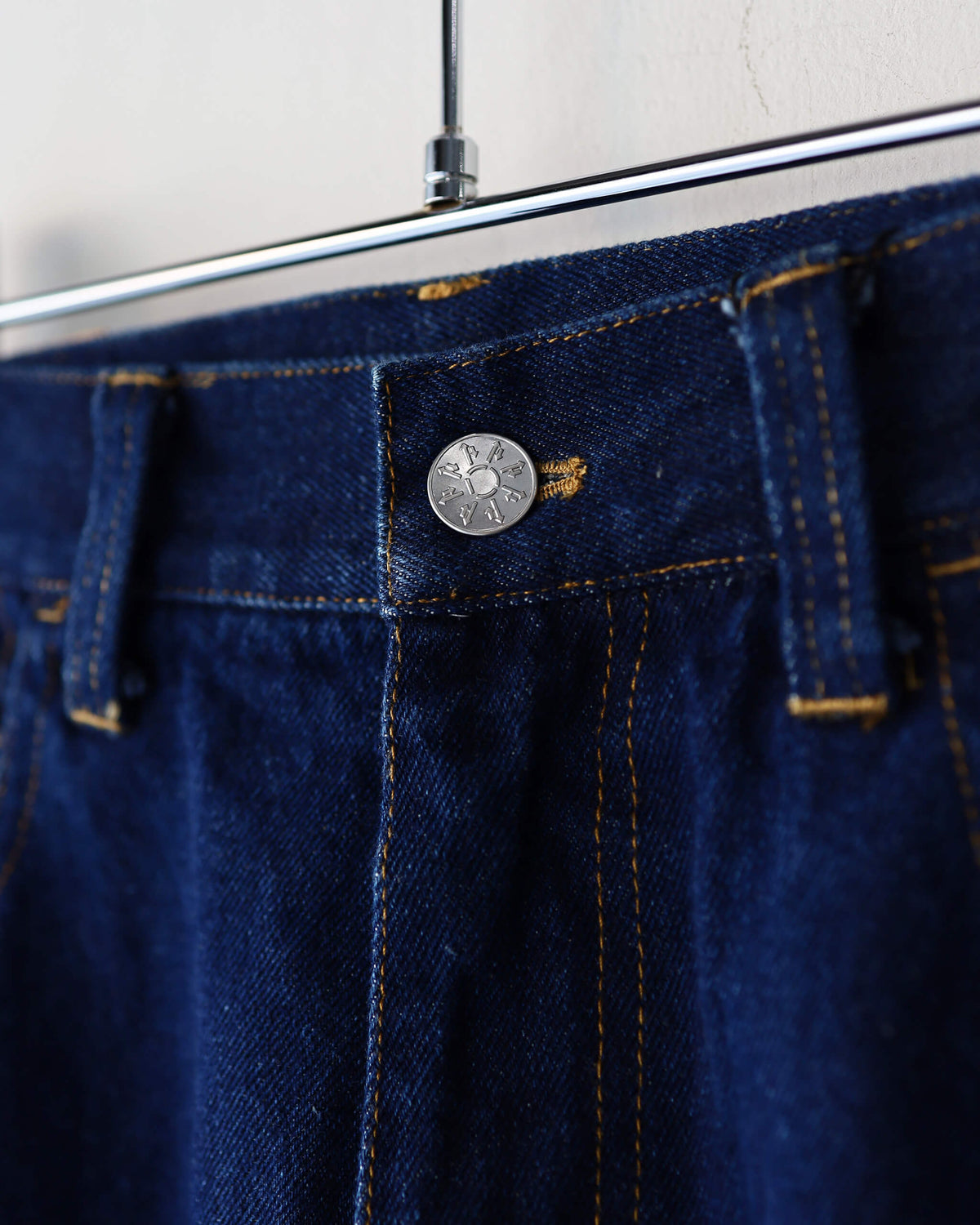 6 POCKET JEANS STRAIGHT "NAVY"