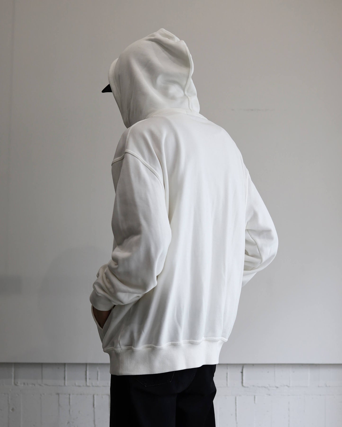 HALF ZIP HOODY "WHITE"