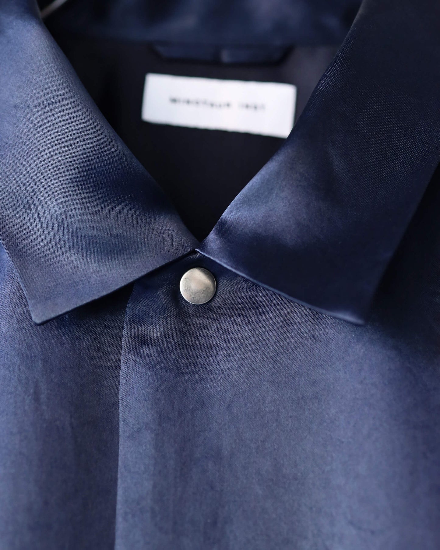 V-SATIN S/S SHIRTS "NAVY"