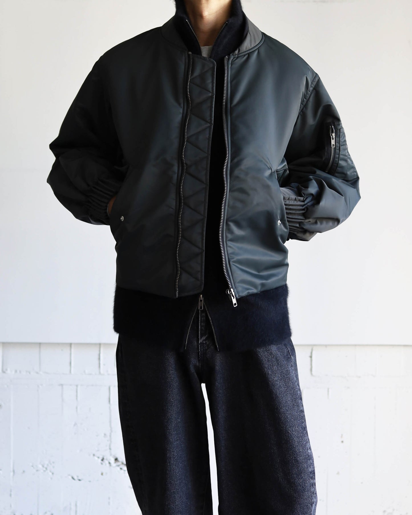 BUMPY GATHERED BOMBER JACKET "CHARCOAL"