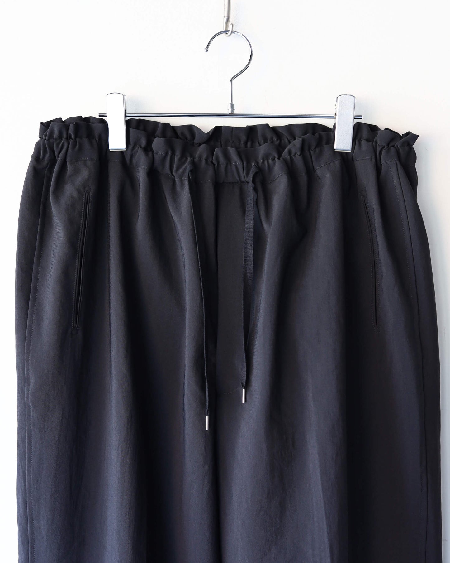 DOUGI PANTS "BLACK"