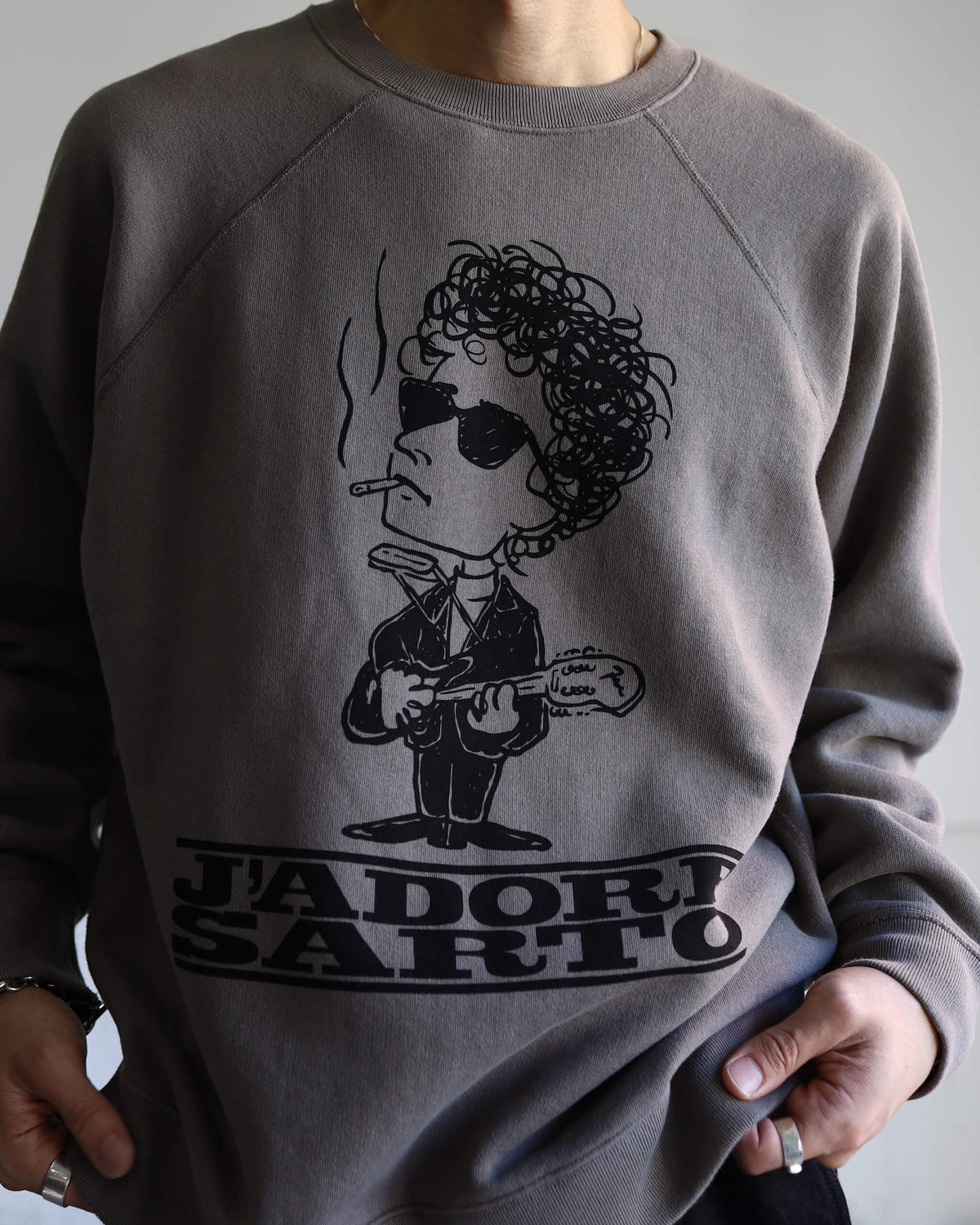 SINGER-SONG WRITER PRINT SWEATSHIRT "ATOM"