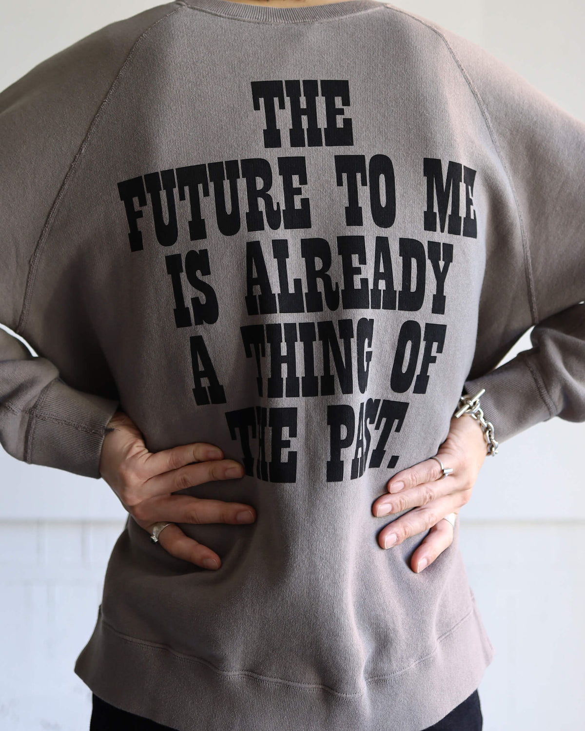SINGER-SONG WRITER PRINT SWEATSHIRT "ATOM"