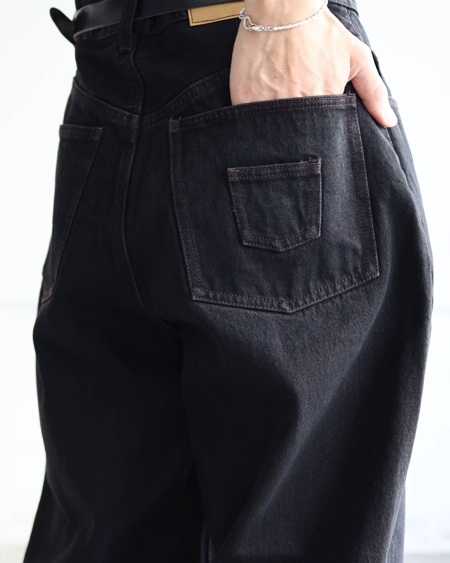 6 POCKET JEANS "BLACK"