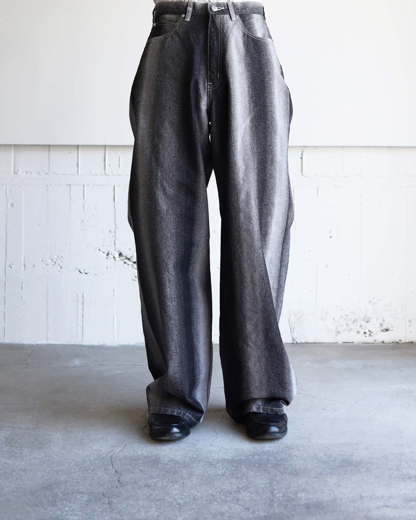 GRADATION DENIM PANTS (BUGGY) "BLACK"