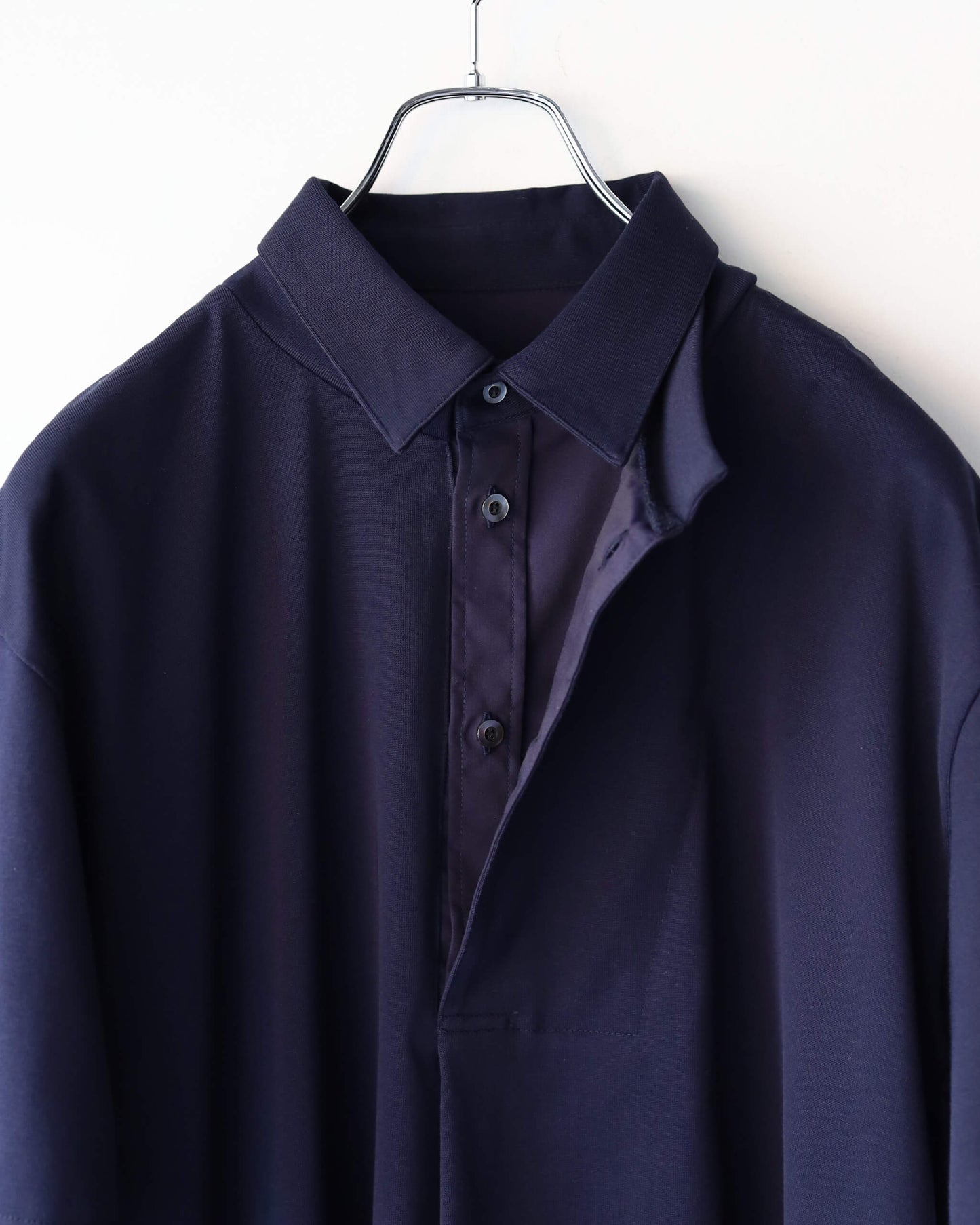 LAYERED S/S T-SHIRT "Nv"
