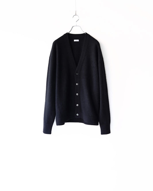 Innocent YAK Cardigan "Black"