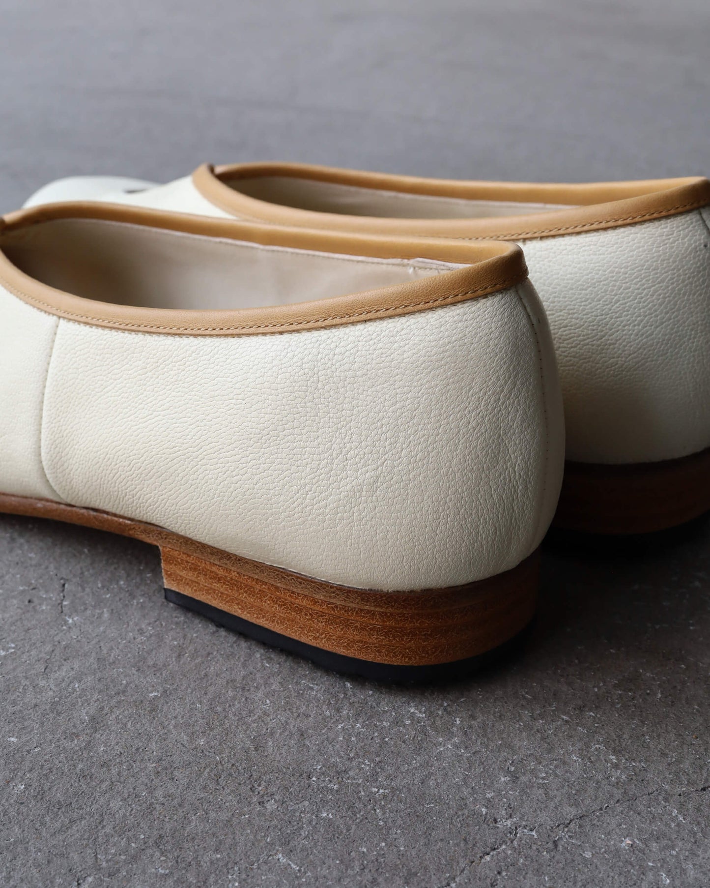 Tear Pumps - White Tanned Goat "White"