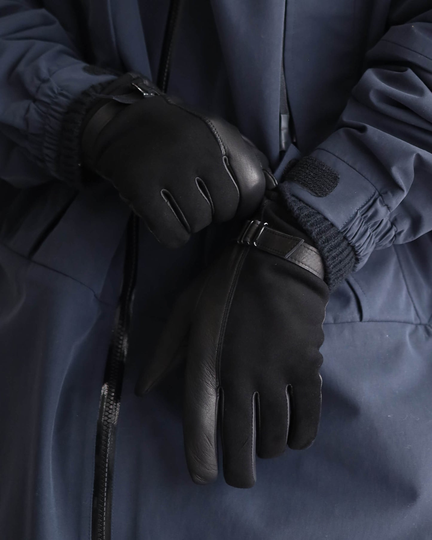 Mil-gloves "BLACK"