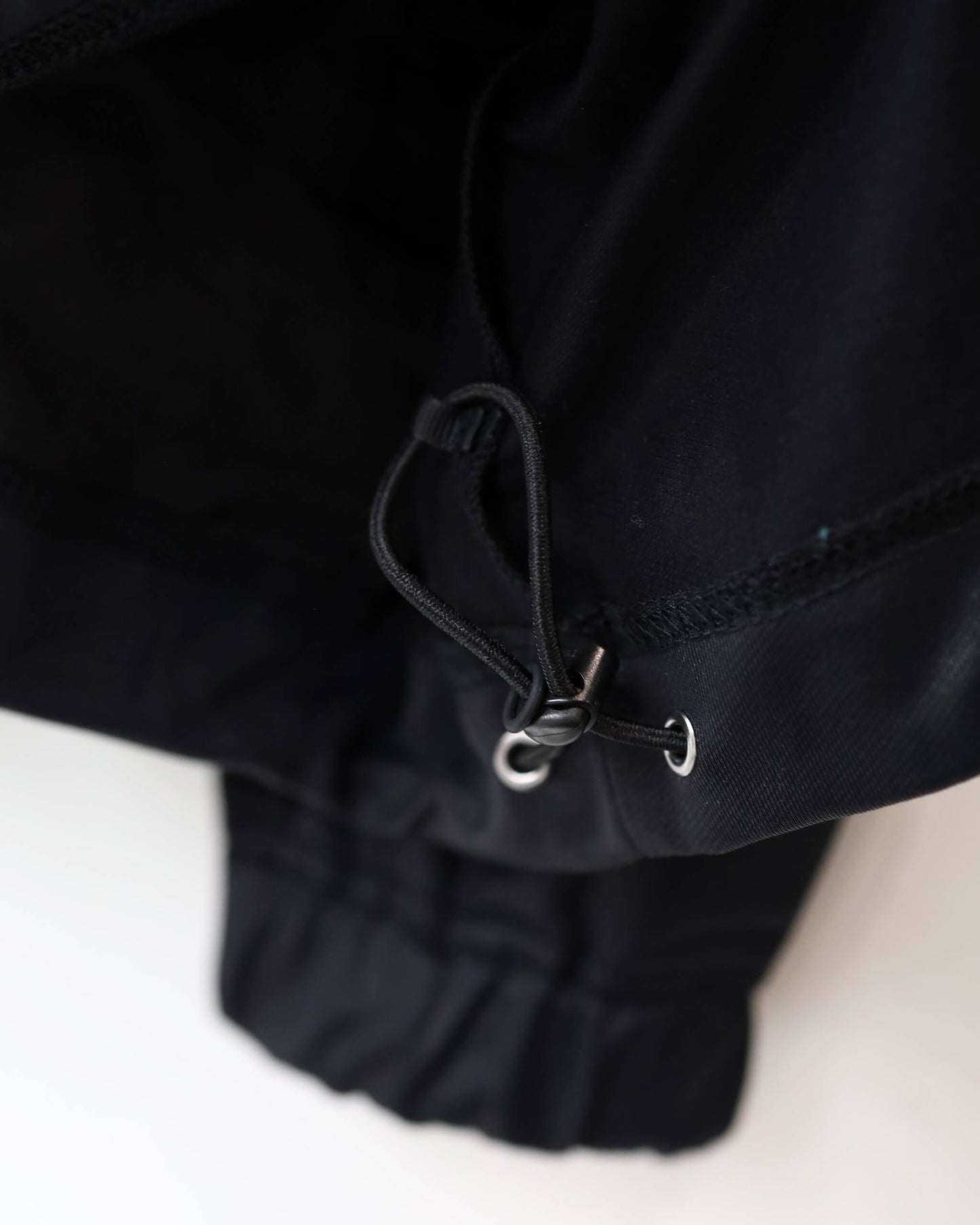 36G ECONYL Embossed Blouson "BLACK"