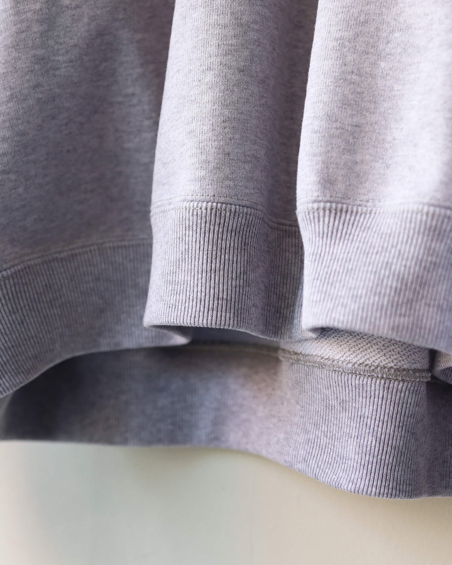 HUGE SWEAT SHORT ORGANIC COTTON HEAVY FLEECE "ASH GRAY"