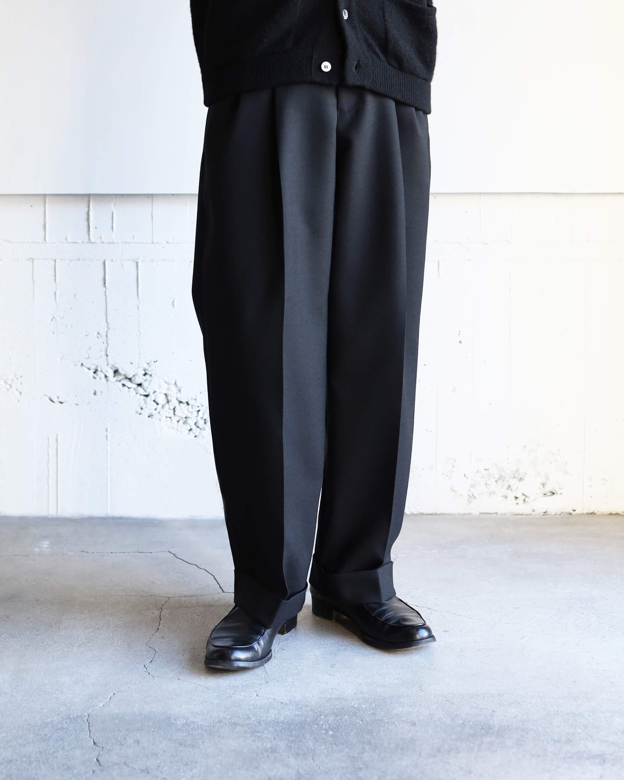 MARKAWARE DOUBLE PLEATED CLASSIC WIDE TROUSERS HEAVY ORGANIC WOOL