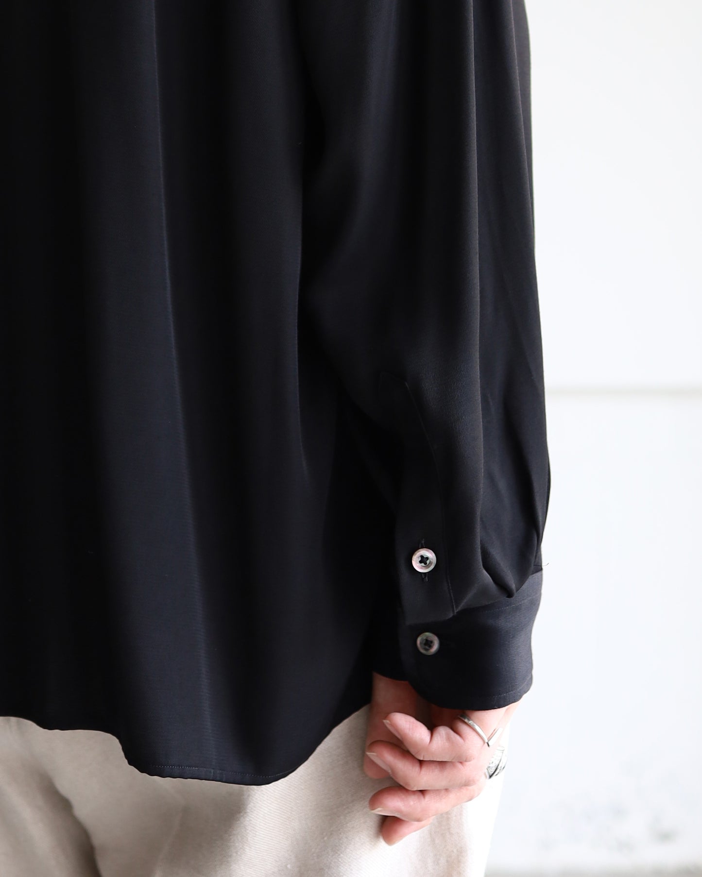 OPEN COLLAR SHIRT "BLACK"