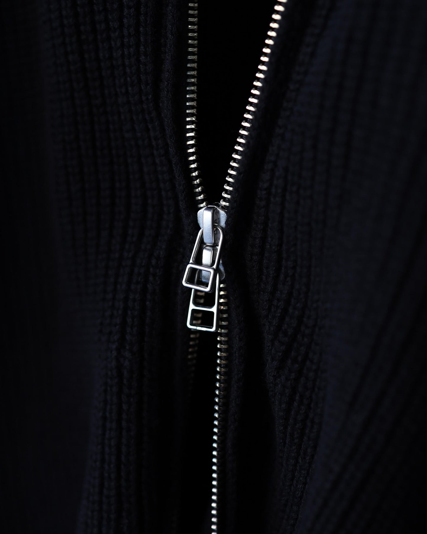 KNIT BLOUSON "BLACK"