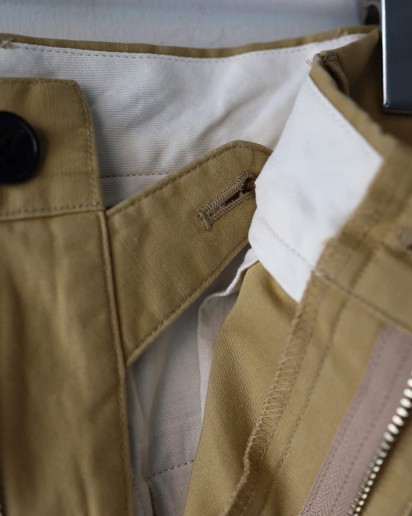 Muraito back satin - Jake "Brownish yellow"