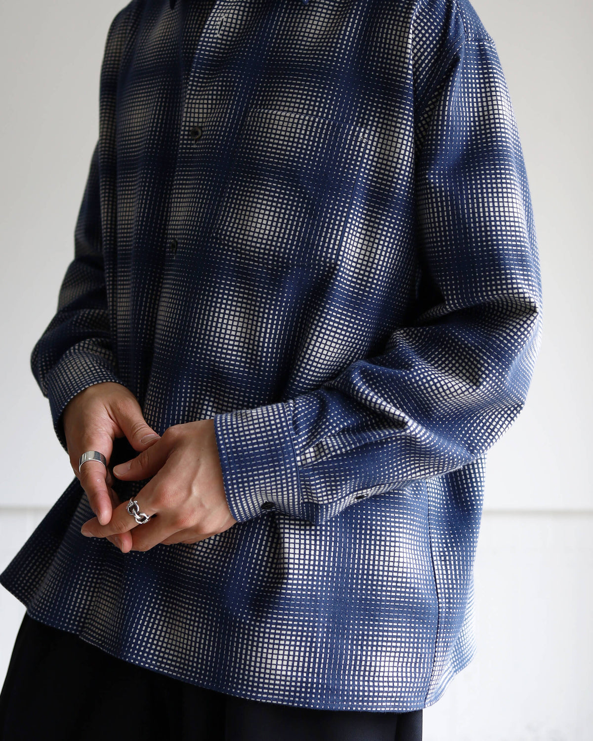 FLANNEL SHIRT "NAVY × WHITE"
