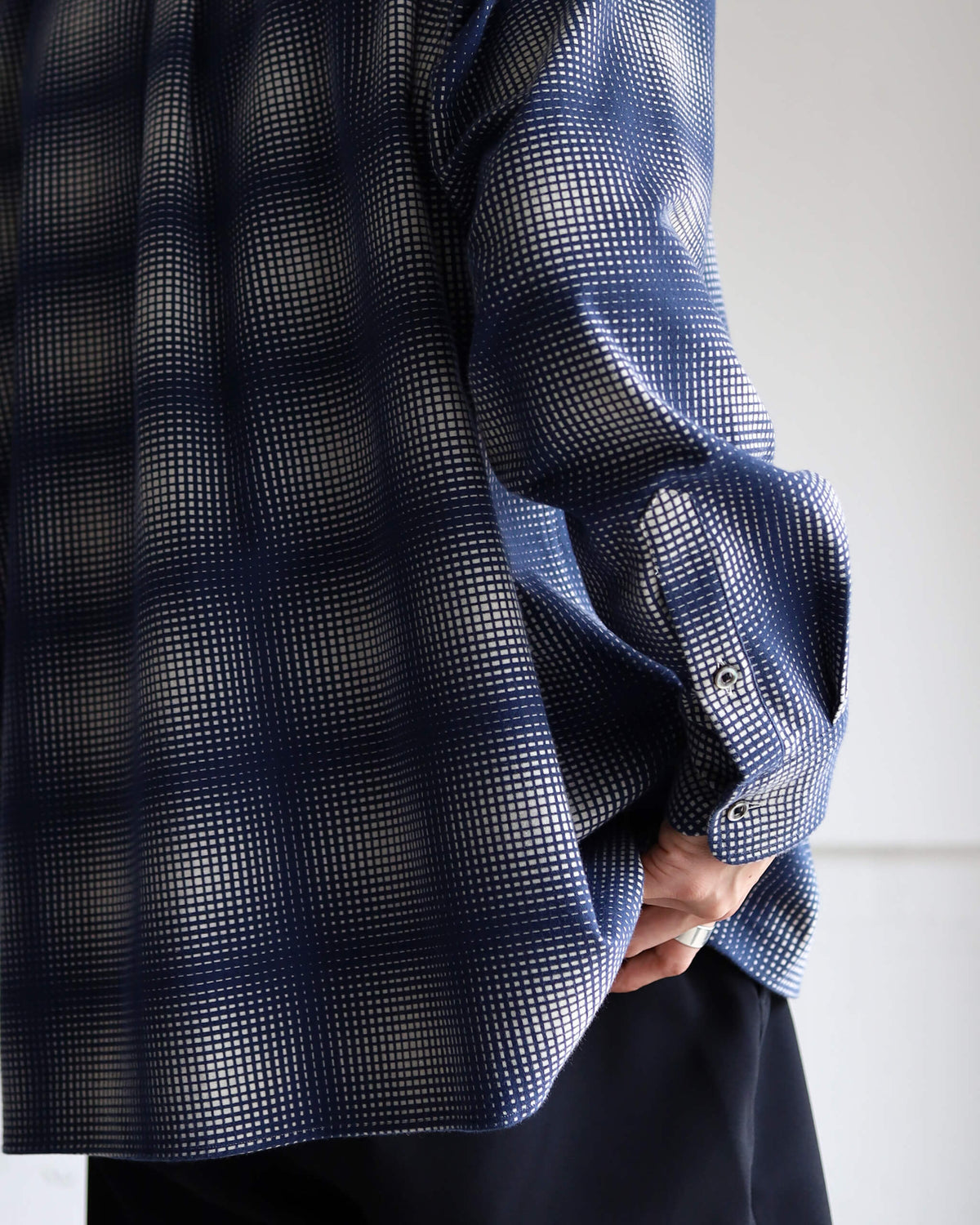 FLANNEL SHIRT "NAVY × WHITE"