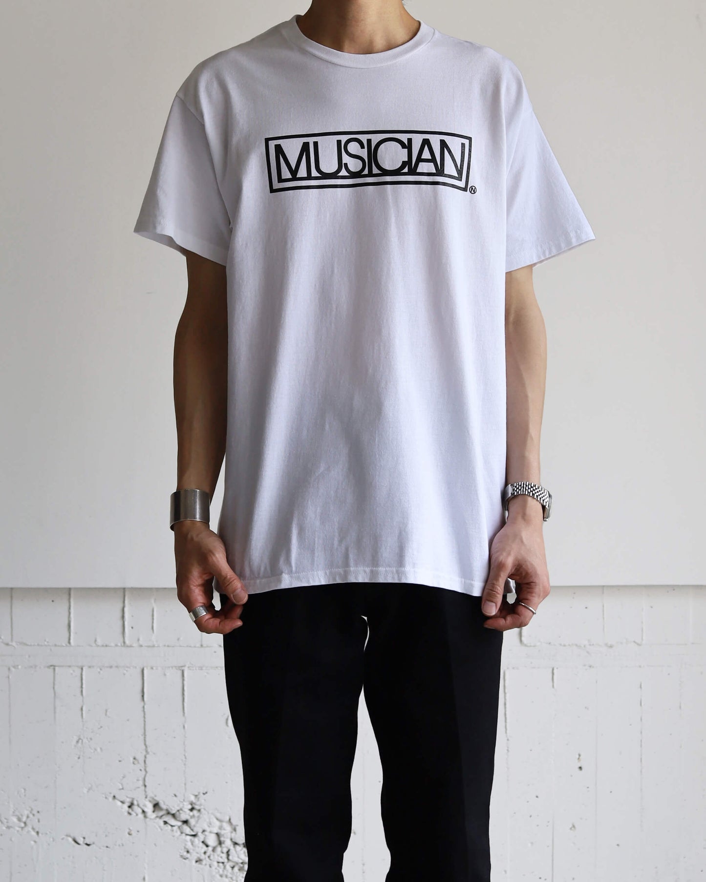 MUSICIAN SHORT SLEEVE T-SHIRT "WHITE"