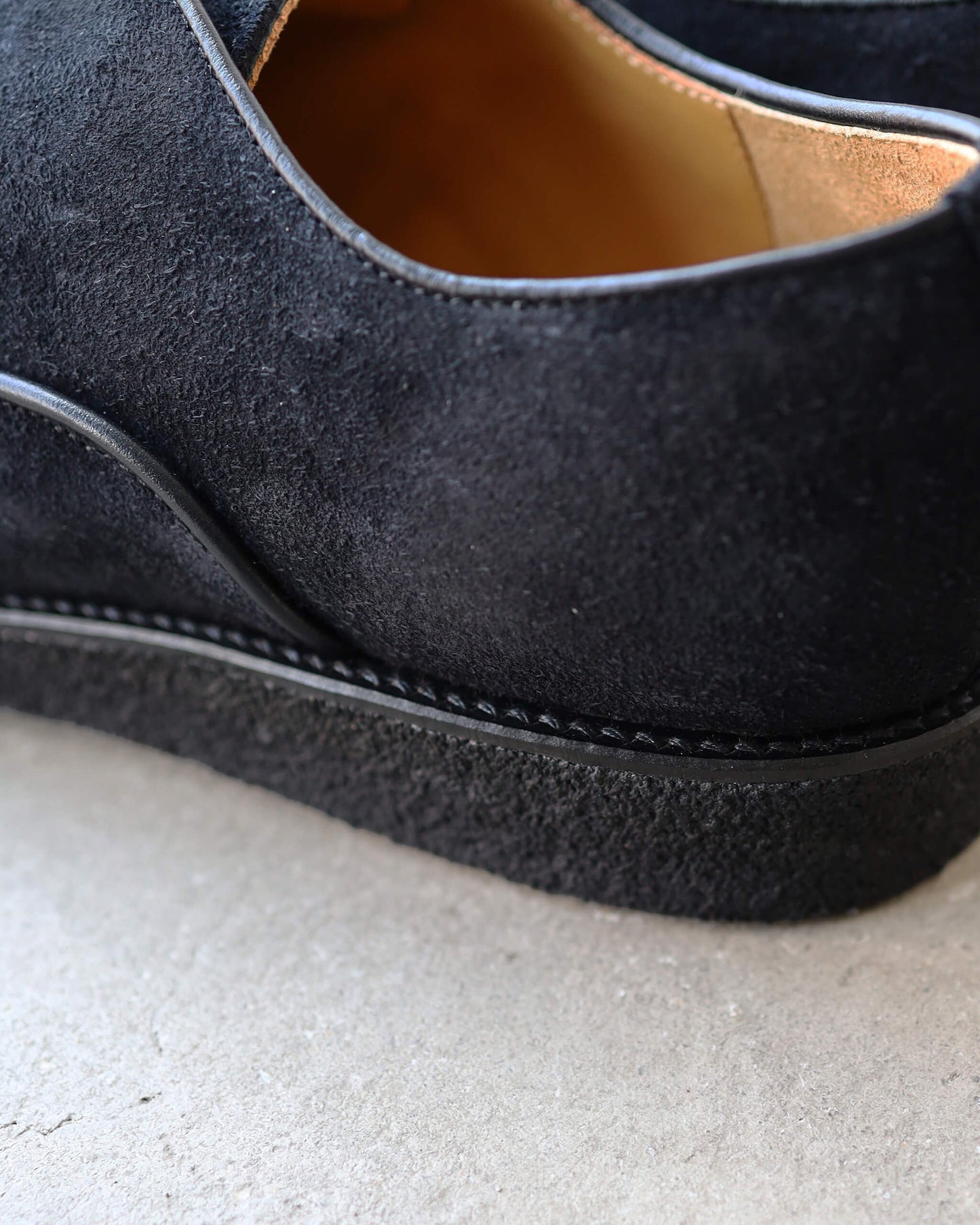 TRIM CREEPER "BLACK"
