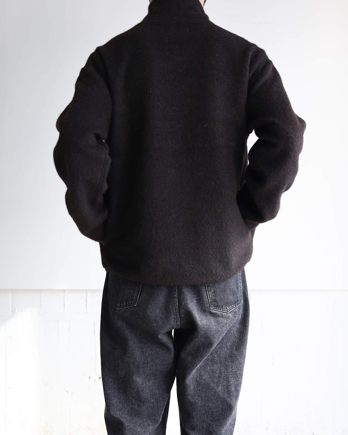 TRACK JUMPER NATURAL COLOR ALPACA FLEECE "NATURAL BLACK"