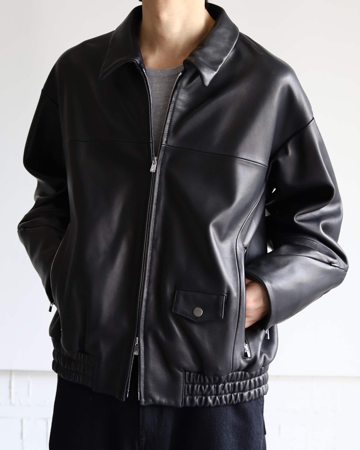 LEATHER JACKET "BLACK"