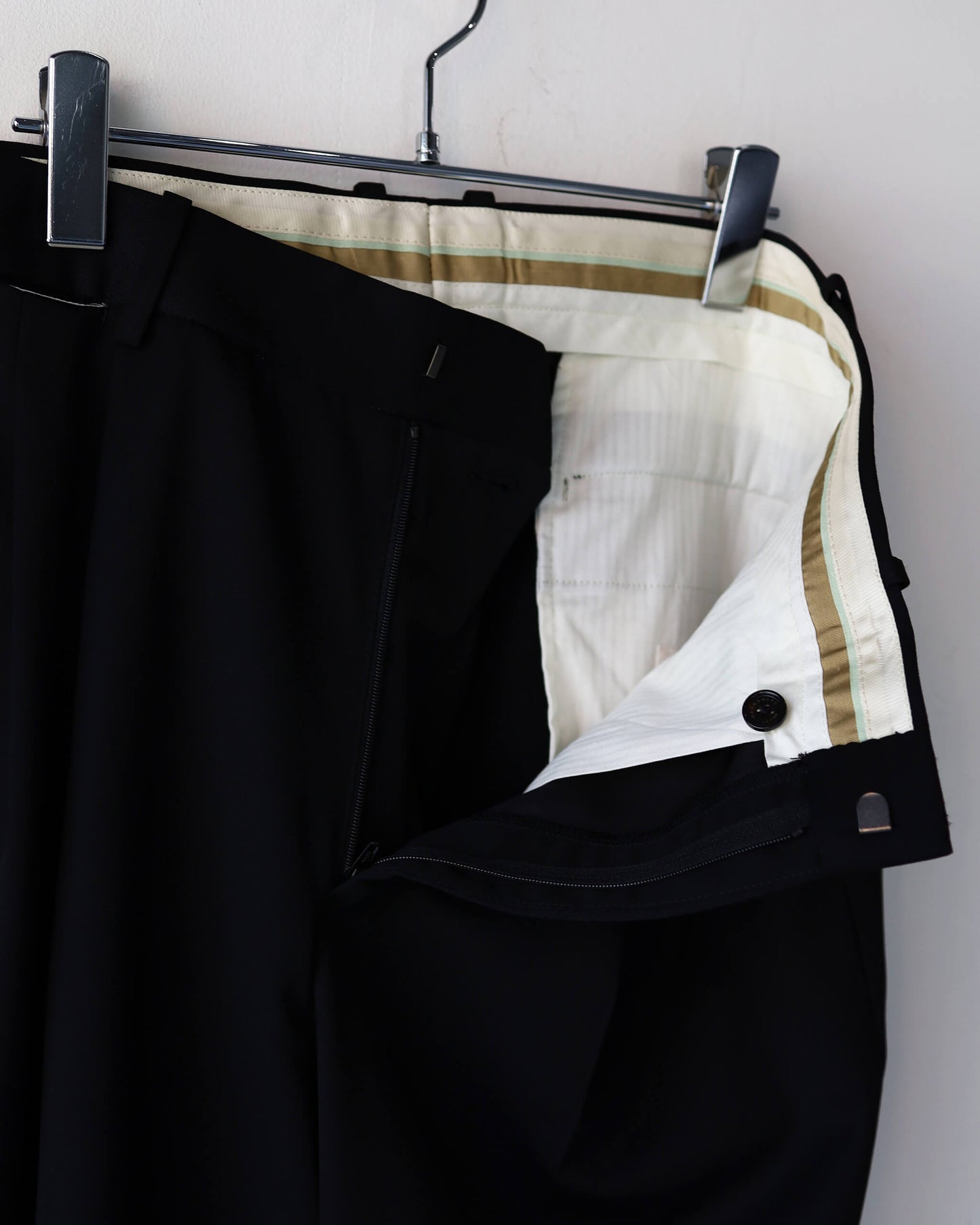 DOUBLE PLEATED STRAIGHT TROUSERS ORGANIC WOOL 2/80 GABARDINE "BLACK"