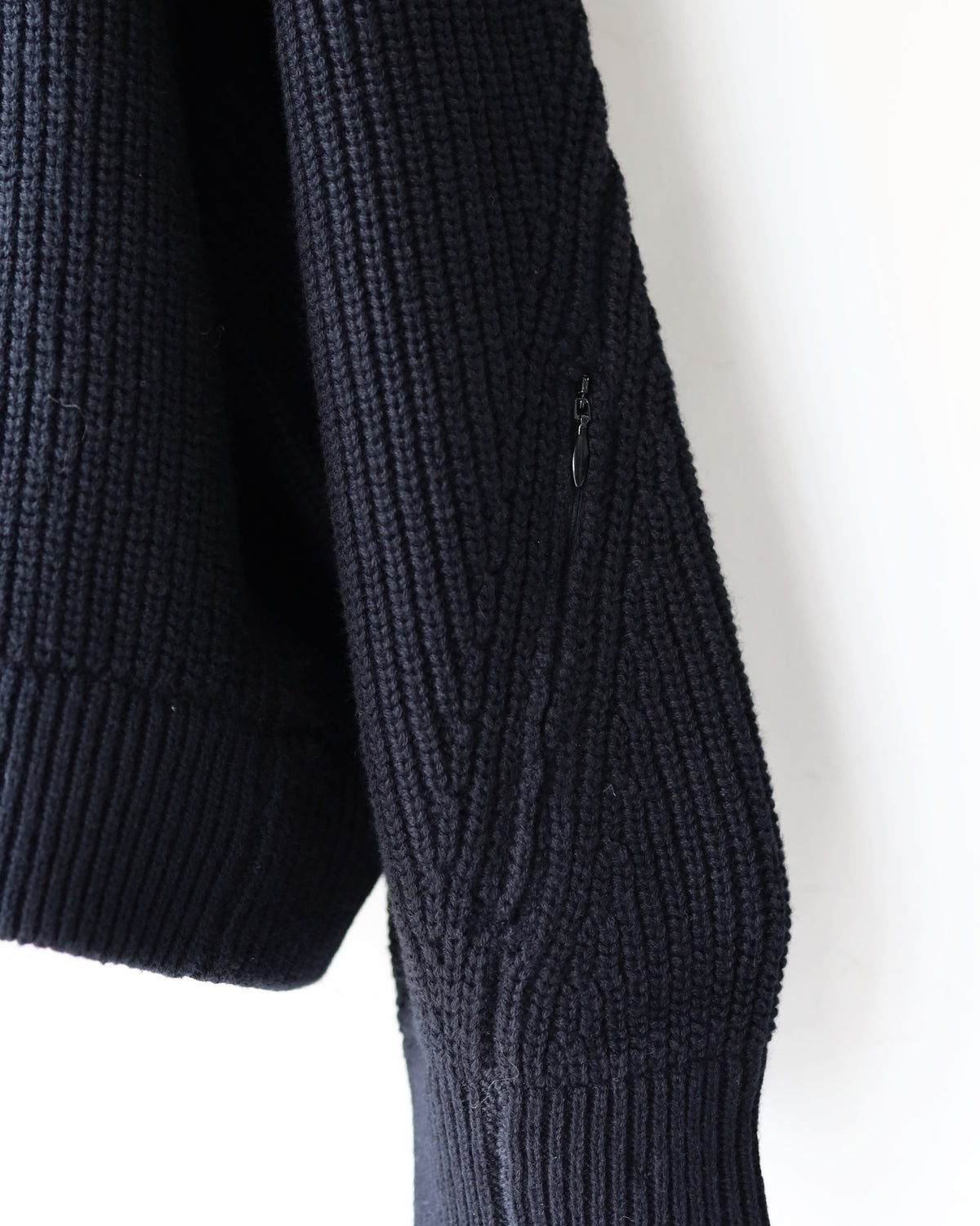 KNIT BLOUSON "BLACK"