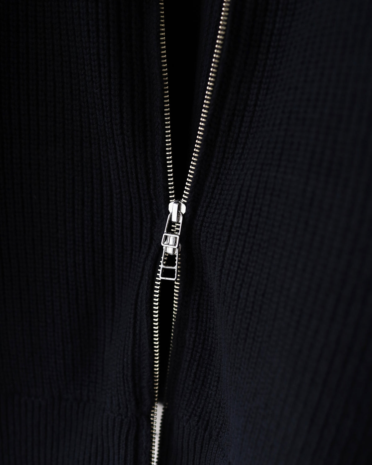 KNIT BLOUSON "BLACK"