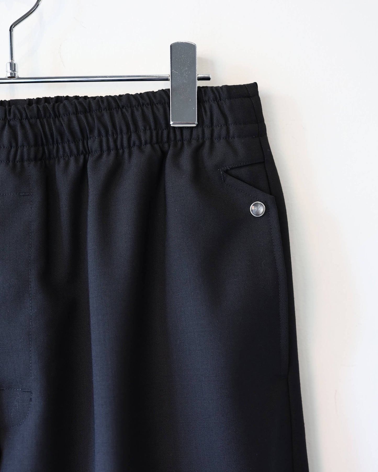 HIGH TWIST WOOL RELAX WIDE PANTS "BLACK"