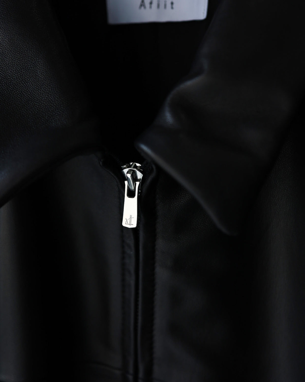 LEATHER JACKET "BLACK"