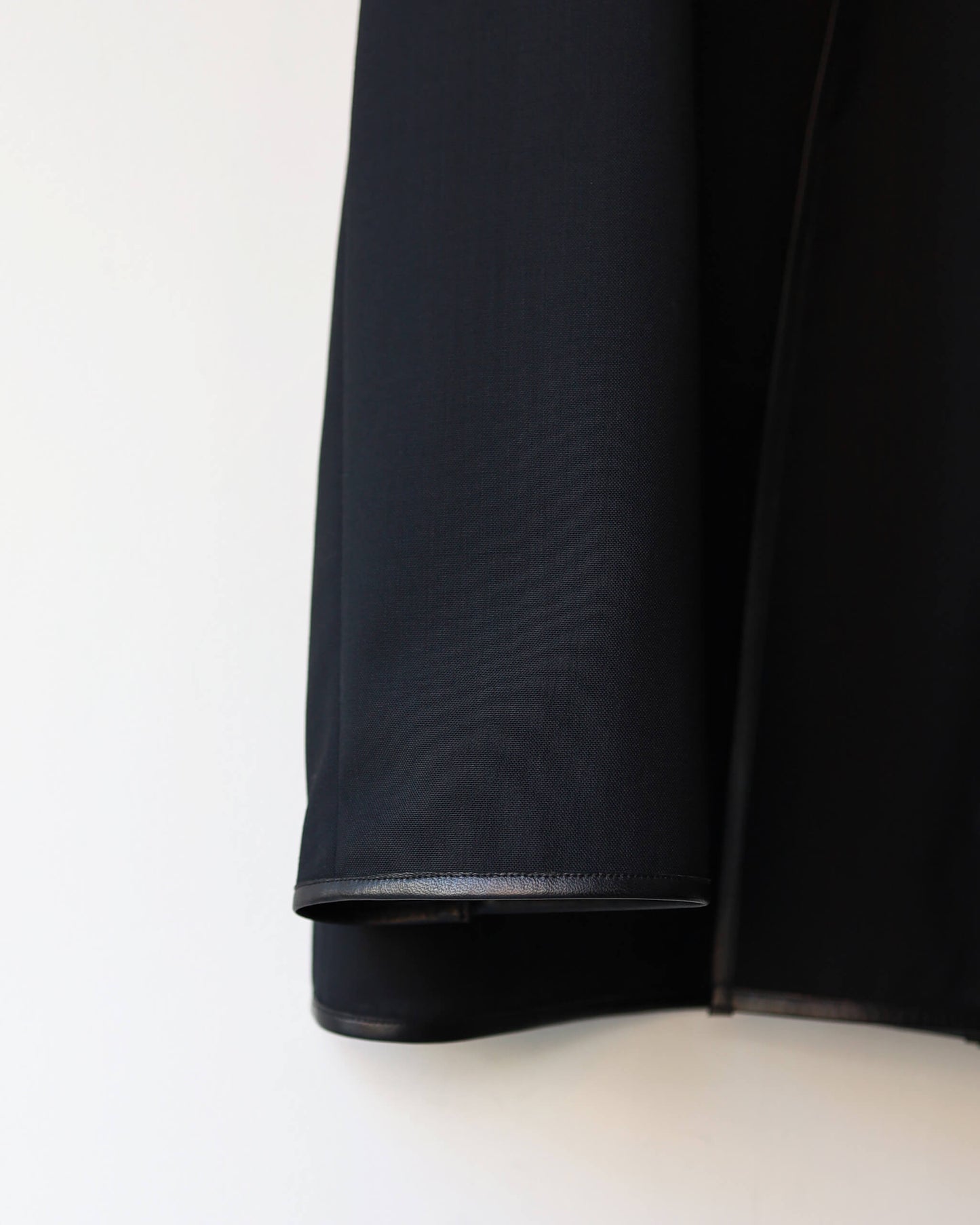 HIGH TWIST WOOL NO-COLLAR JACKET "BLACK"