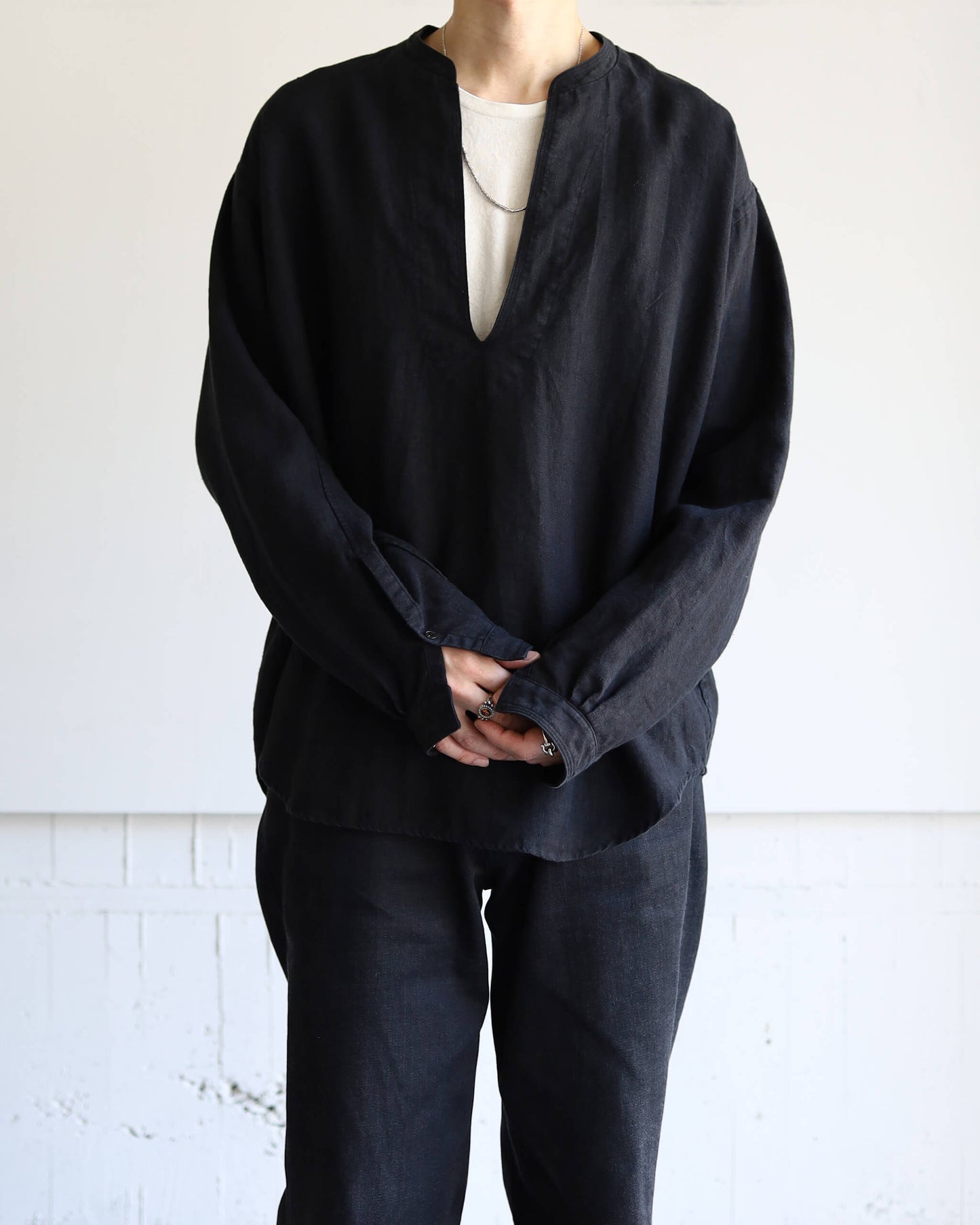 HEAVY LINEN CANVAS STAND COLLAR SKIPPER SHIRT "BLACK"