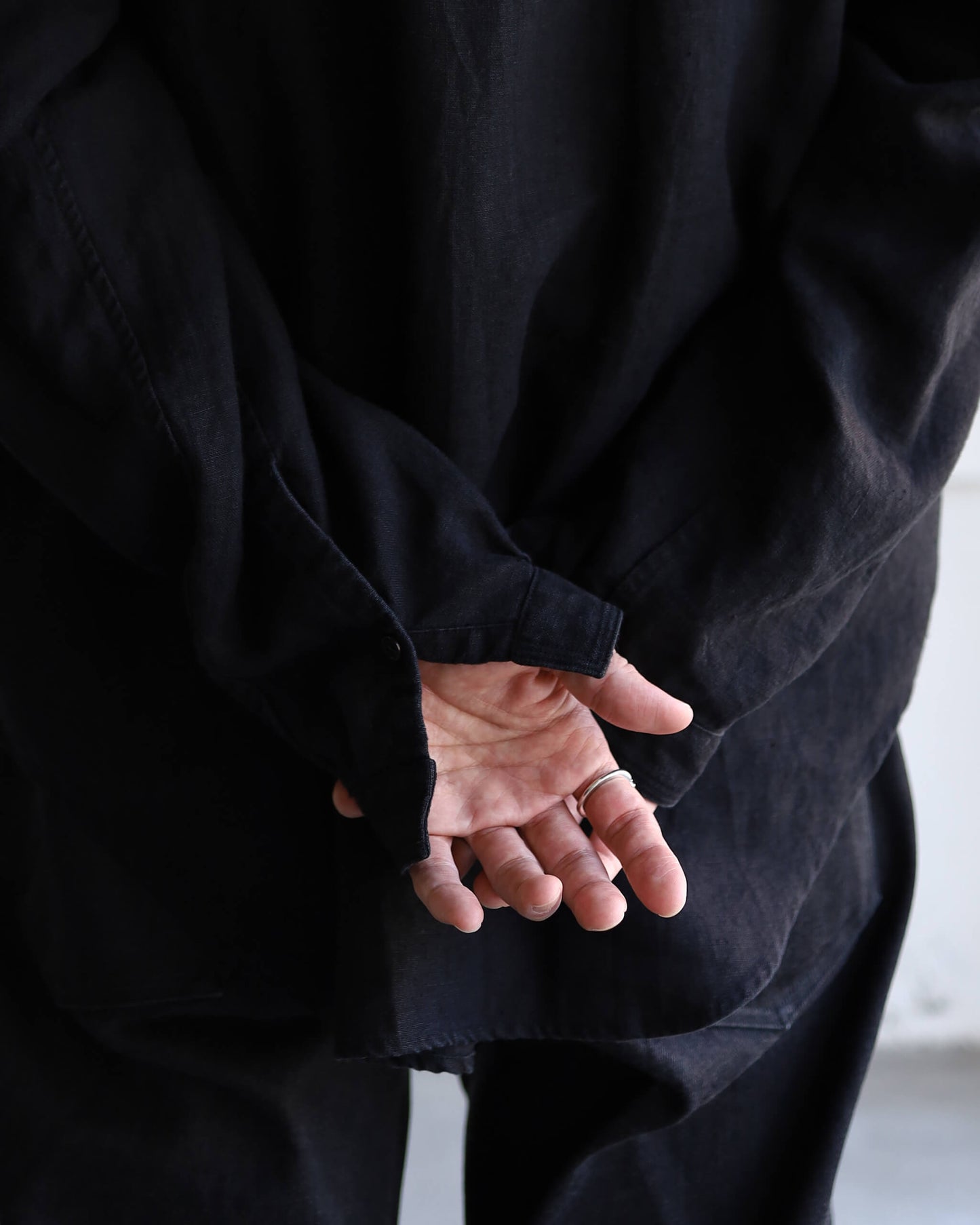 HEAVY LINEN CANVAS STAND COLLAR SKIPPER SHIRT "BLACK"