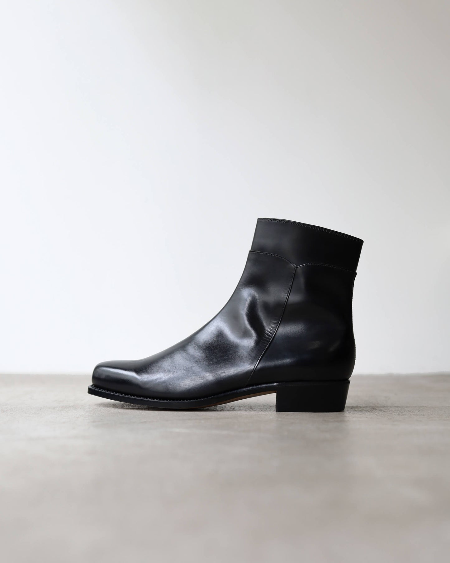 Side Zip Boots (Italian Calf) "BLK"