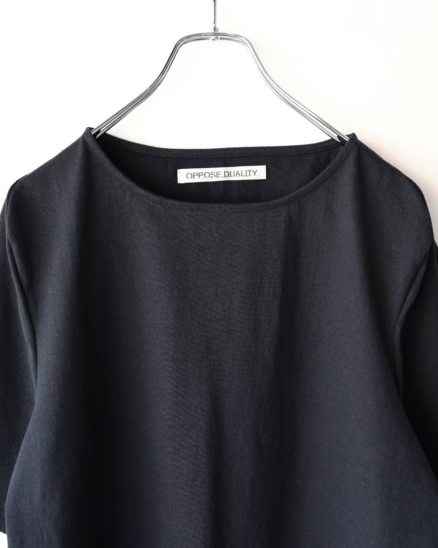 Half Sleeve T-shirts "Black"