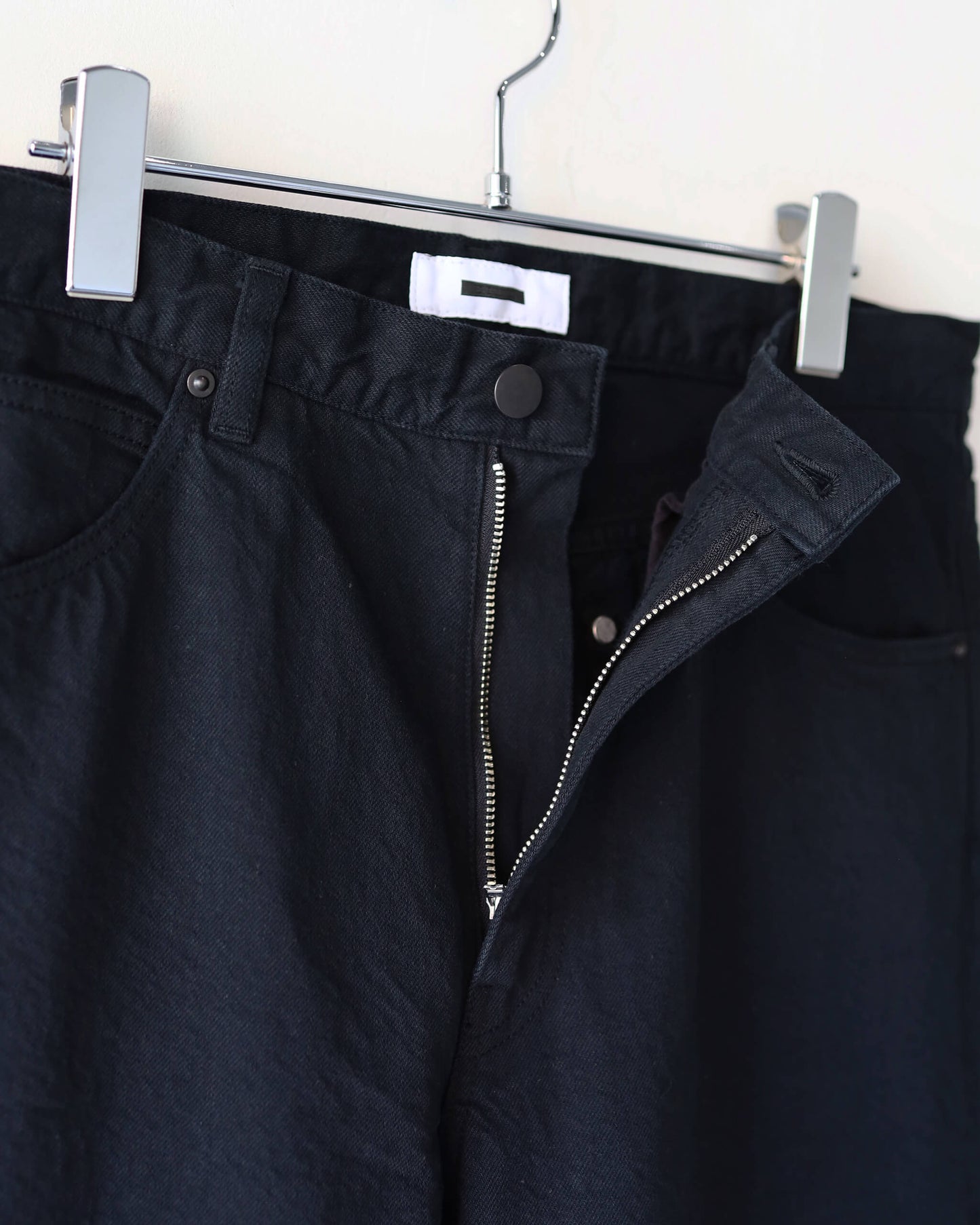DENIM PANTS-STANDARD "BLACK"