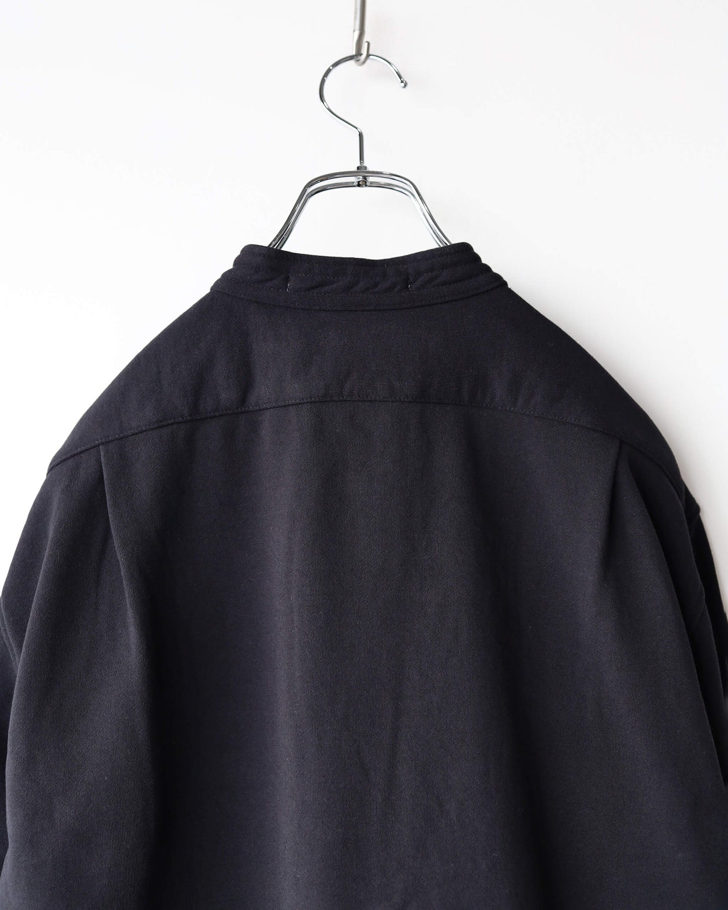 FINE LOOP BACK / COLLARLESS SHIRT "BLACK"