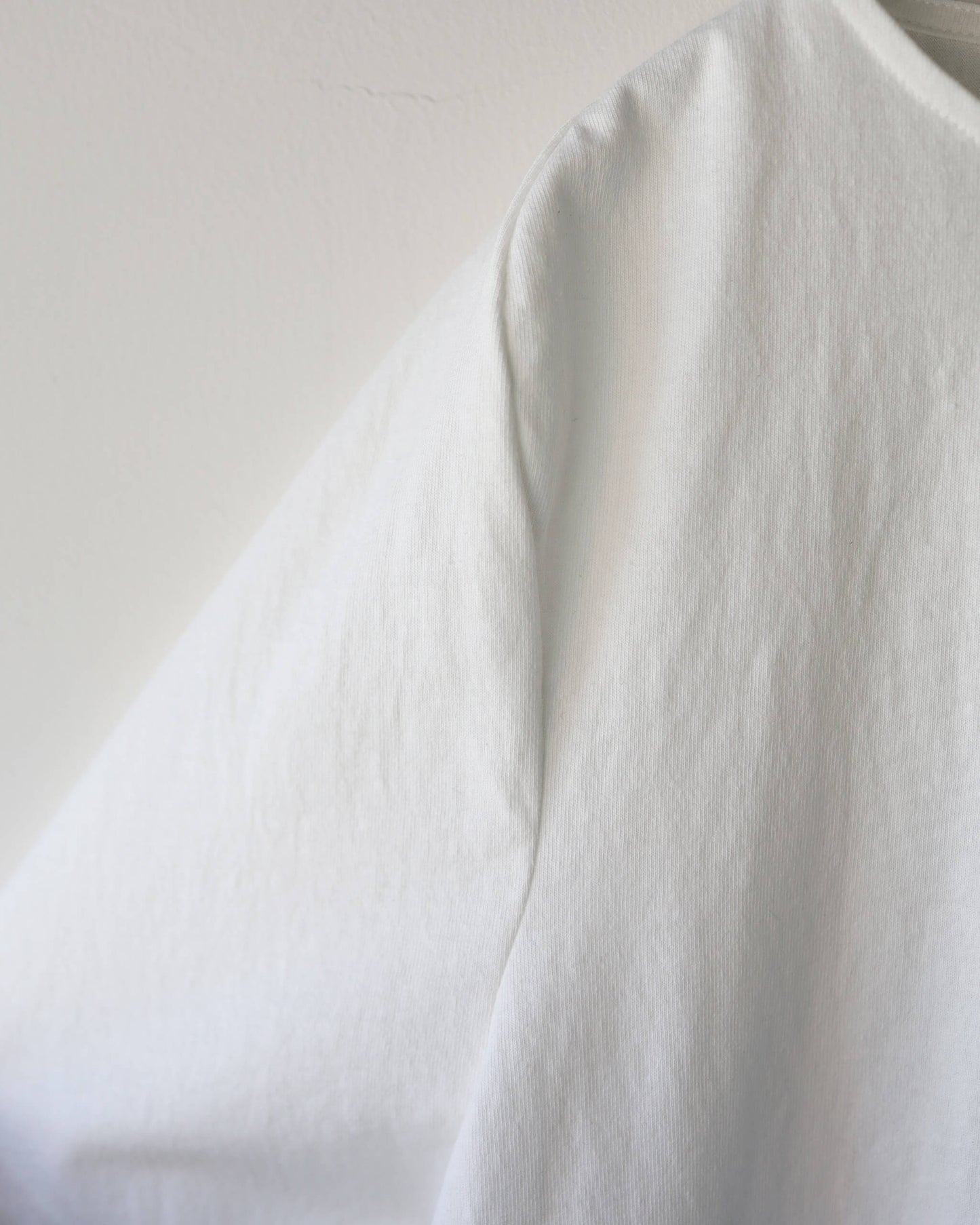 Half Sleeve T-shirts "White"