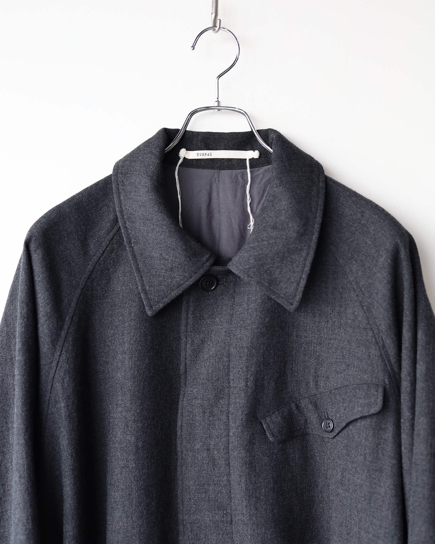 TOUGH WOOL TWIILL / BELTED COAT "CHARCOAL"